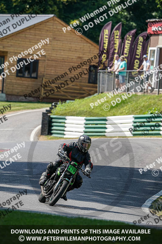 cadwell no limits trackday;cadwell park;cadwell park photographs;cadwell trackday photographs;enduro digital images;event digital images;eventdigitalimages;no limits trackdays;peter wileman photography;racing digital images;trackday digital images;trackday photos